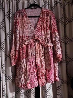 Zara Pink Floral Paisley V-Neck Tunic